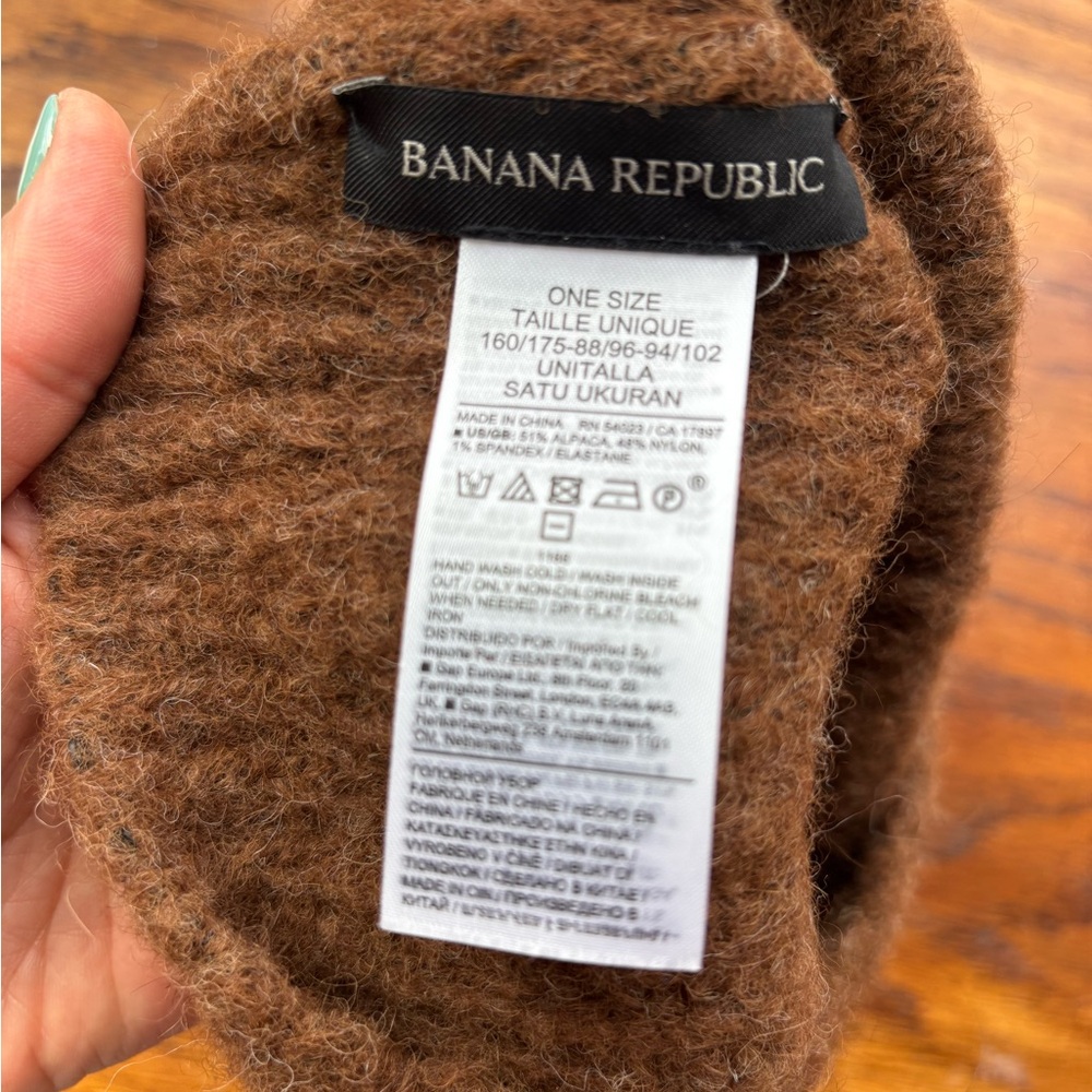 Banana Republic Warm Brown Knit hat